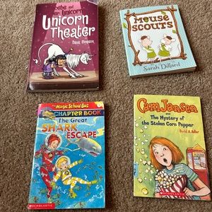 Assorted kids chapter books